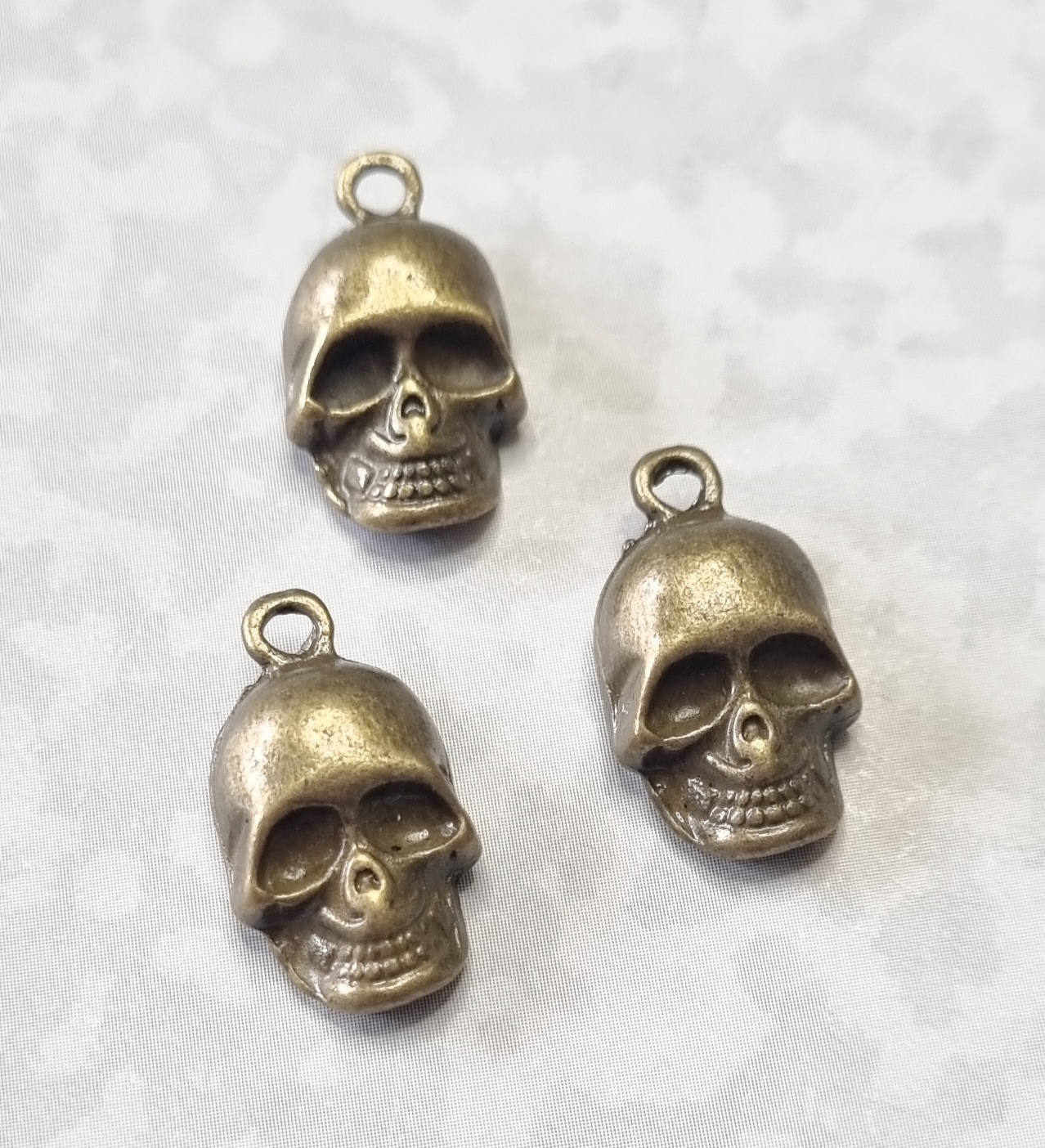 Bronze Skull Charm 3pcs 15x10mm